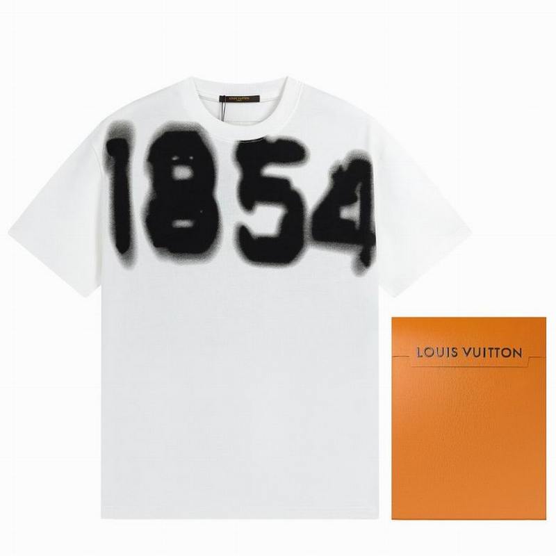 Louis Vuitton Men's T-shirts 904